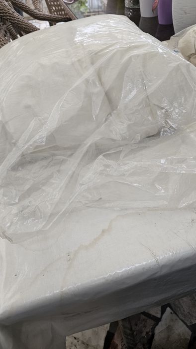 Две перовые подушки