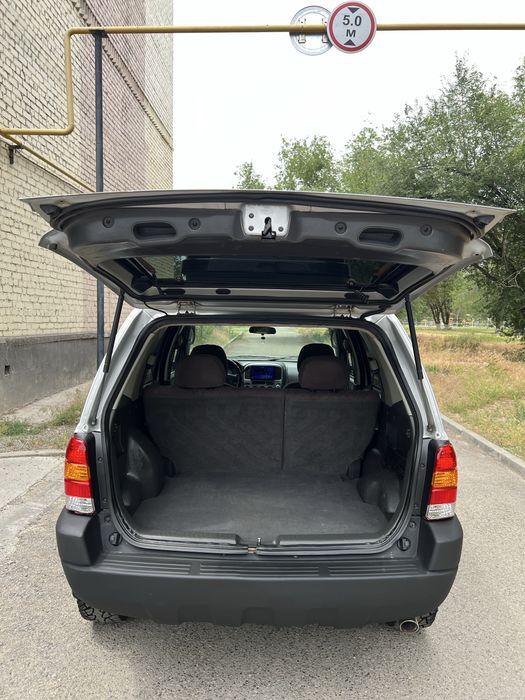 Ford Escape 2004г