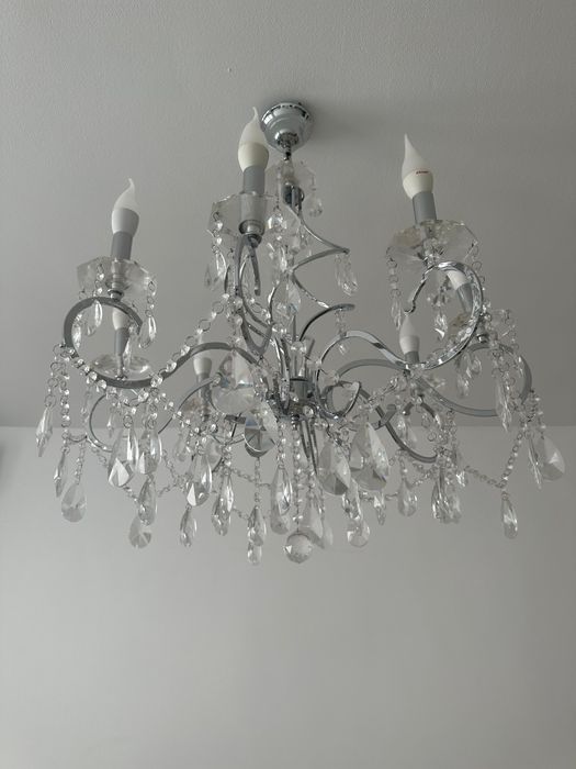 Люстра  с 8 патронов