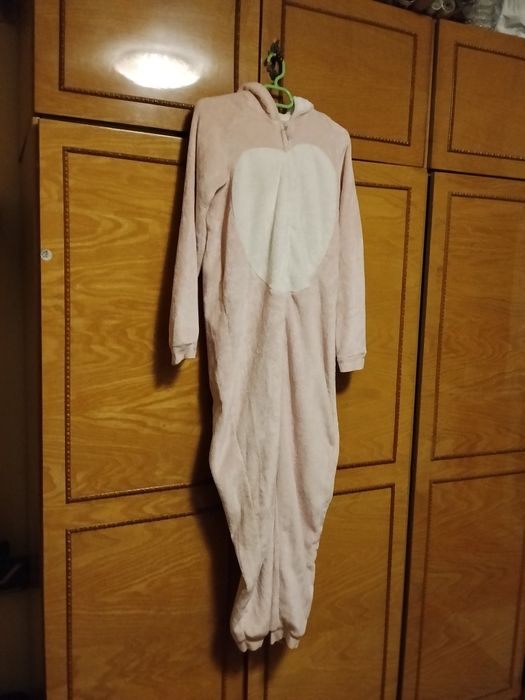 Vând pijama salopeta unicorn