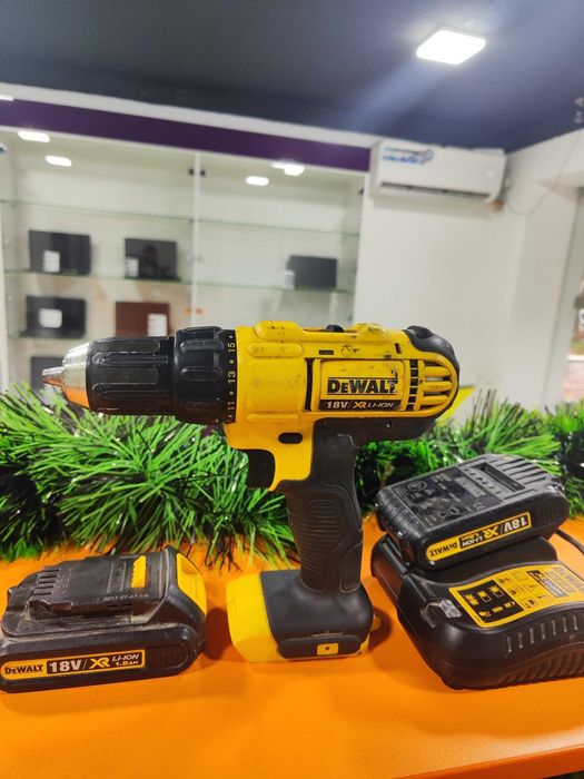 Продаю шуруповерт аккумуляторный DeWalt dcd771-ks Оригинал!