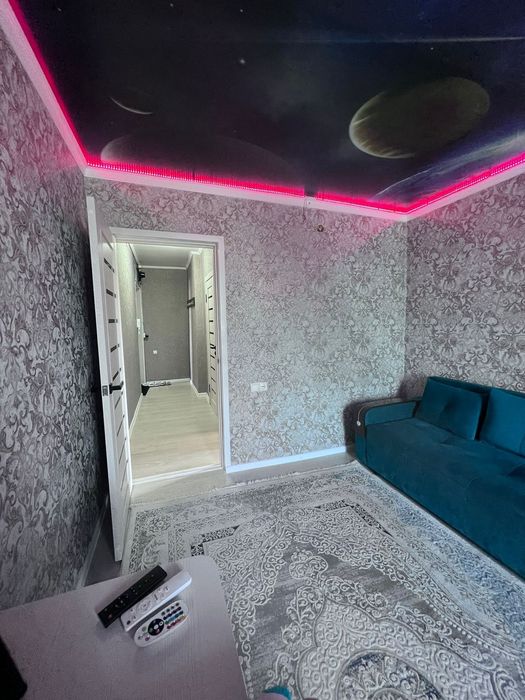 24/7 по часам, в день,  в ночь