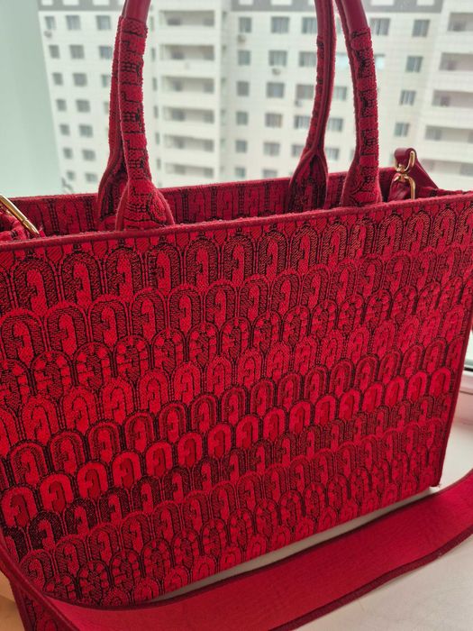 Сумка Furla красная