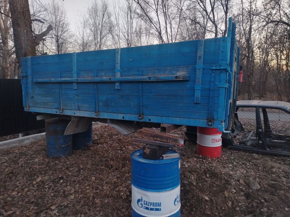 Газ . 3307 голубои