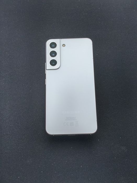 Samsung Galaxy S22 128 GB ID-dlw754