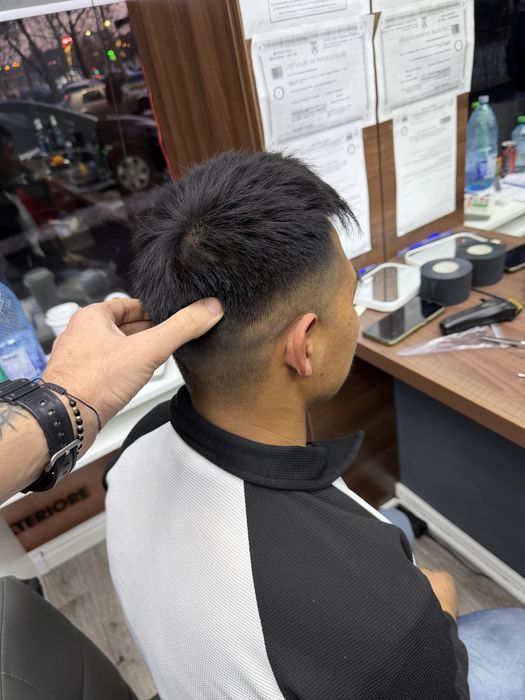 Frizer la domiciliu NON-STOP – Tuns acasă / Barber mobil