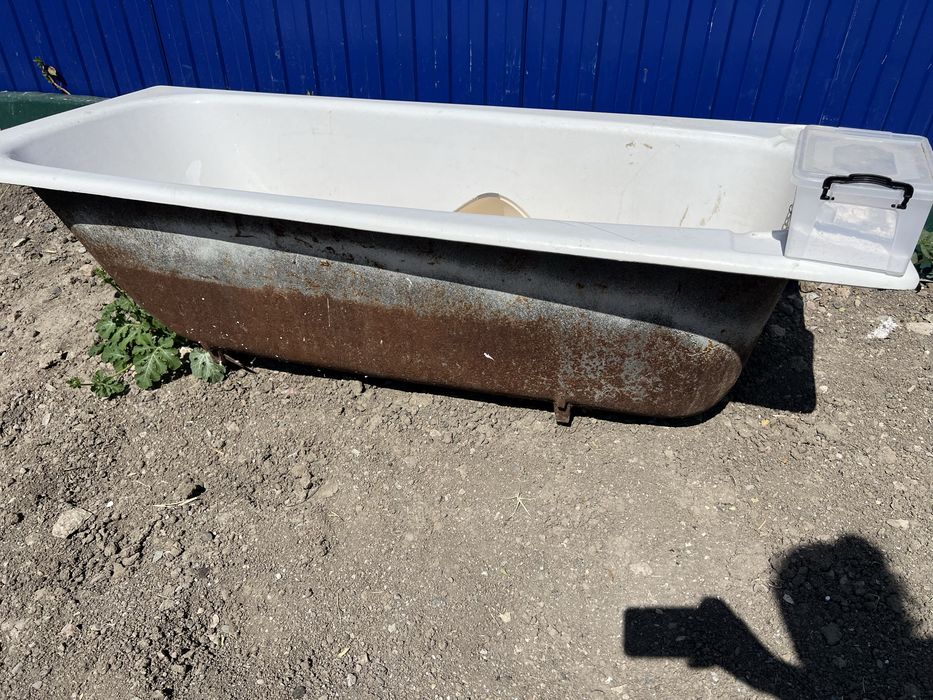Чугун ванна сатылады