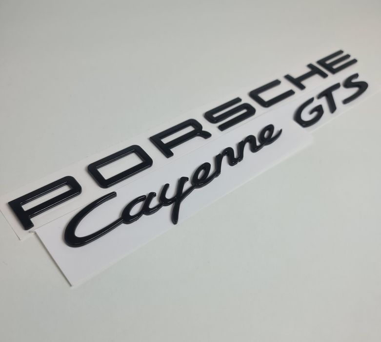 Pachet-Set-Emblema-Sigla-Logo-Stema-Spate-Haion-Porsche-Cayenne-Panamera-Macan-Negru-Lucios-Full-Black-Turbo-4-S-GTS