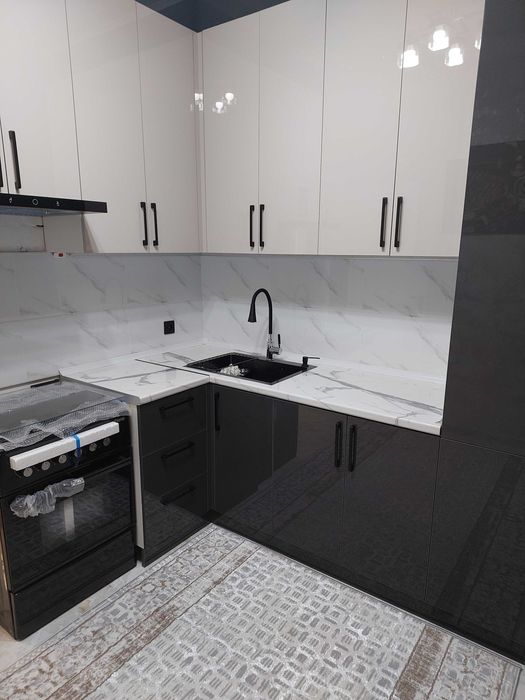 Yunusabad 15. Xonsaroy turar-joy majmuasidagi  3/12/16   sotaman.