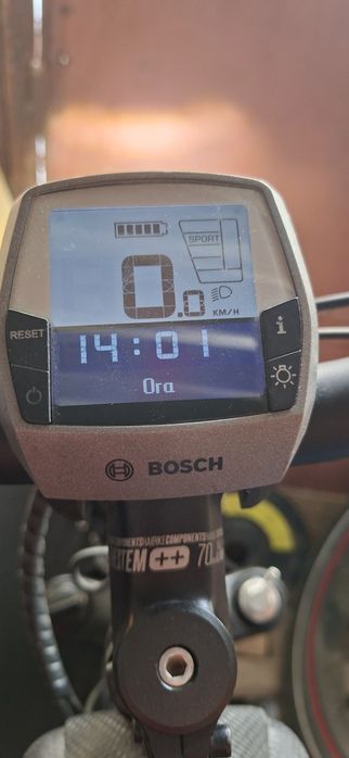 Vand   bicicleta electrica HIBIKE aproape nouă