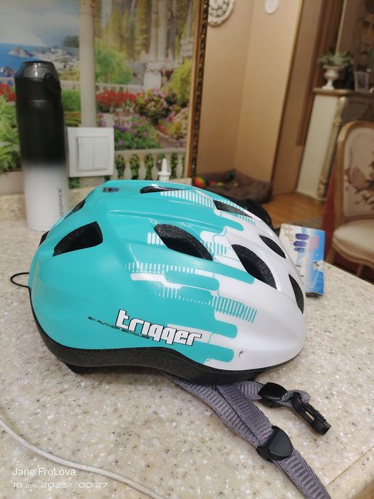 Продам велосипедный шлем