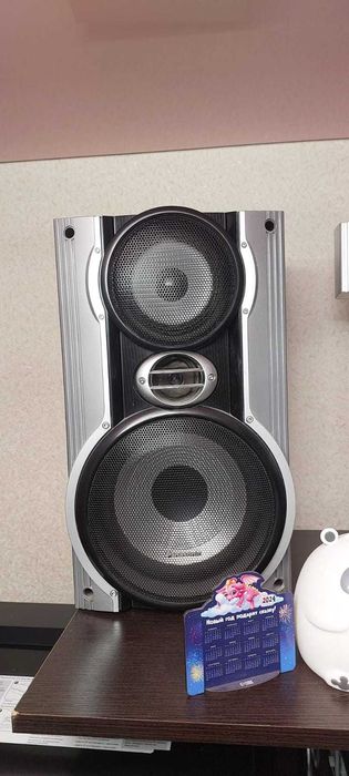 Музыкальный центр