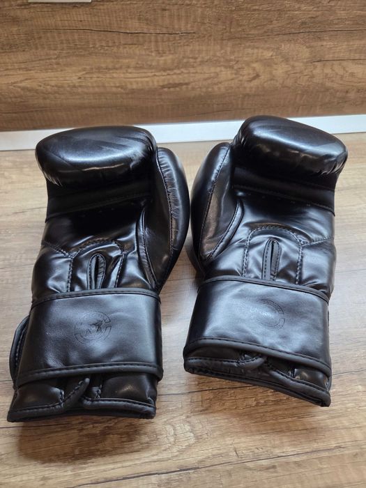 Venum Challenger 3  16oz /hand wrap 4 м