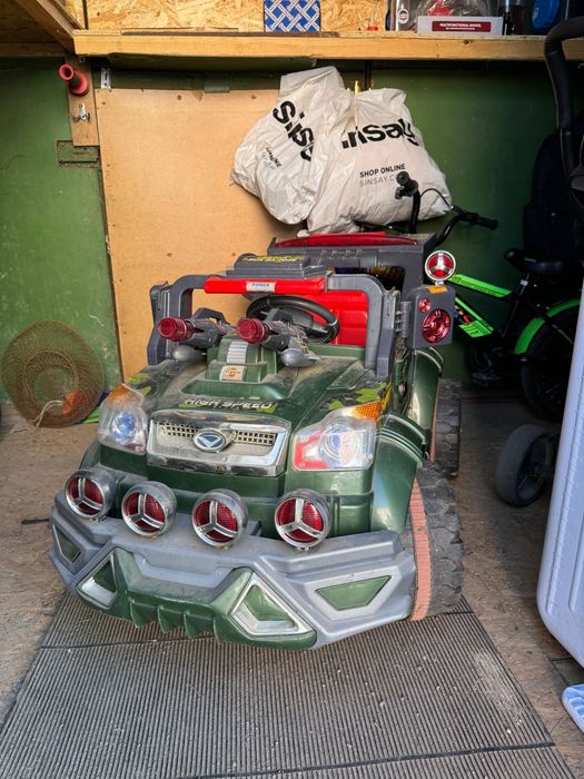 Продаю детскую электромашинку