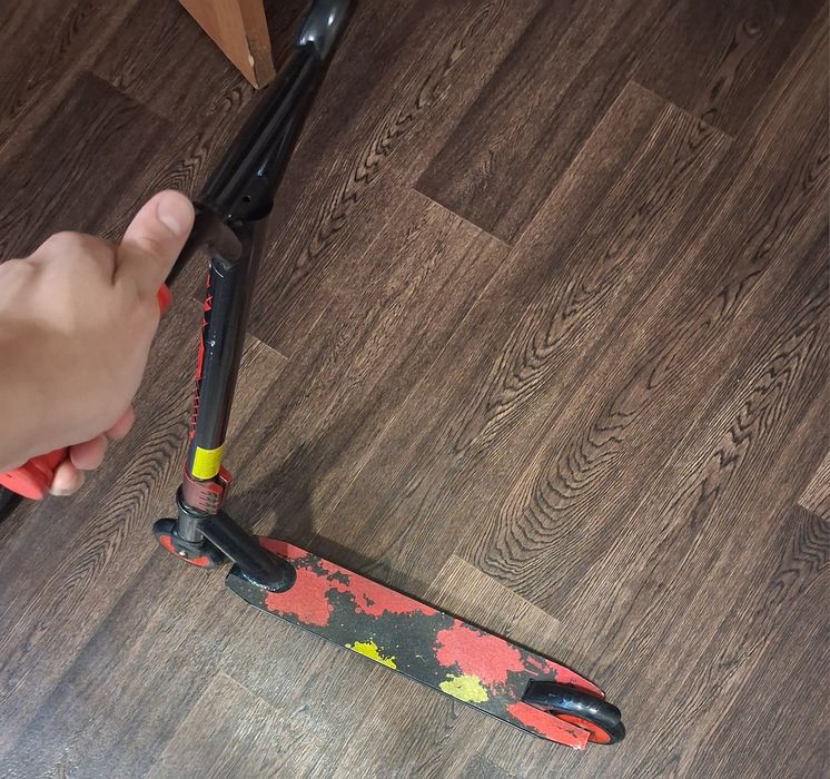 Трюковой самокат