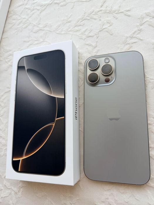 iPhone 16 Pro Max, Natural Titanium