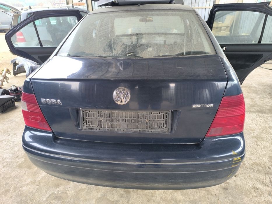 Bara spate / Capota / Portbagaj Vw Bora sedan