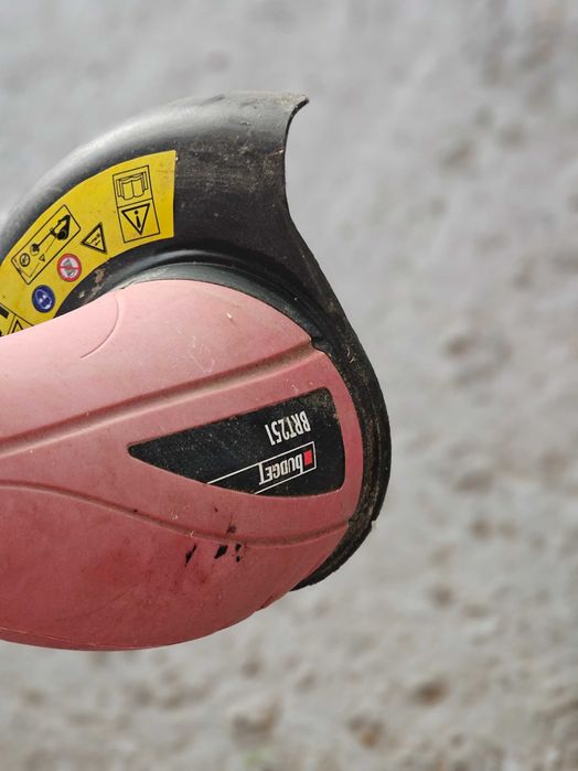 Електрическа косачка за трева Budget BRT251