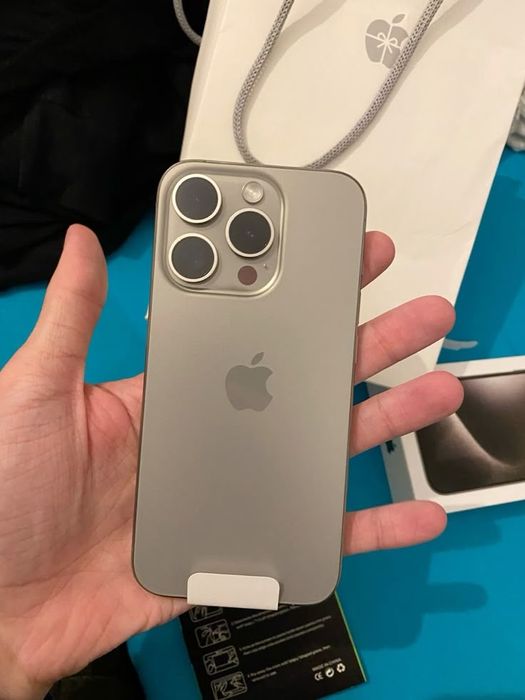 Срочно продаю 15 про 256гб