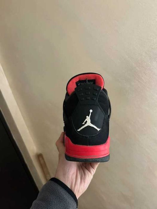 Nike Air Jordan 4 Retro “Red Thunder