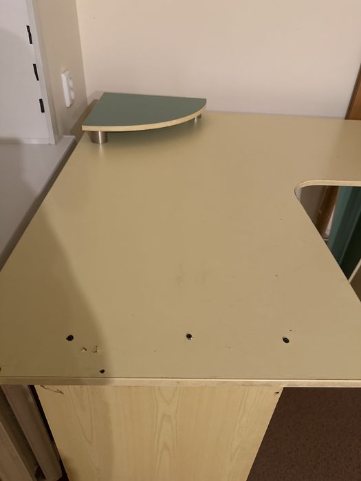 Продам шкаф+стол