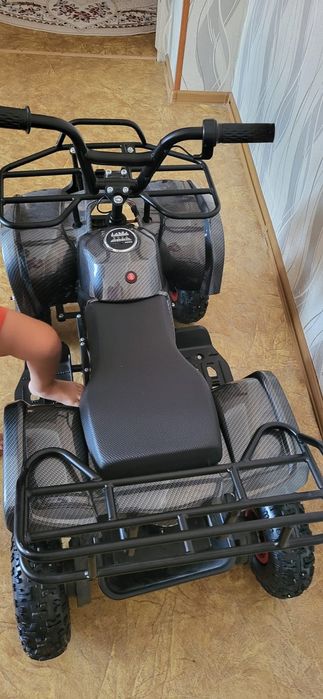 Квадрацикл электромобиль