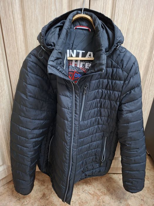 Куртка весна ,осень .