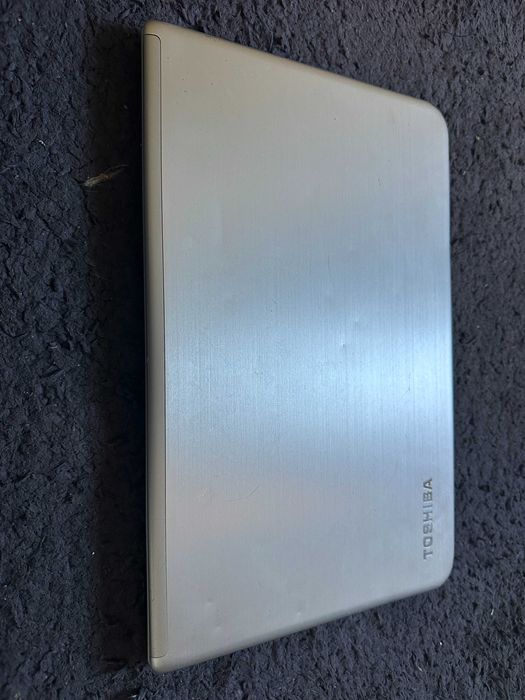 Oferta! toshiba P50, quad core i7, ram 12 gb , LAPTOP