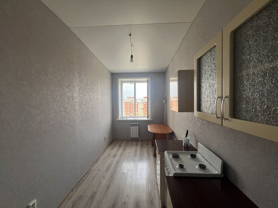 1 комнатная мкрн Юбилейный (не купэ)