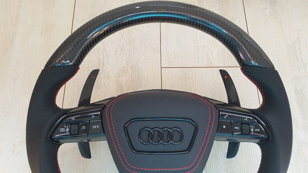 Volan-Audi-RS-Carbon-Retrofit-A3-A4-A5-B8.5-A6-A7-C7-C7.5-Q3-Q5-Q7-Nou