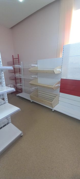 Стеллаж торговое металлические