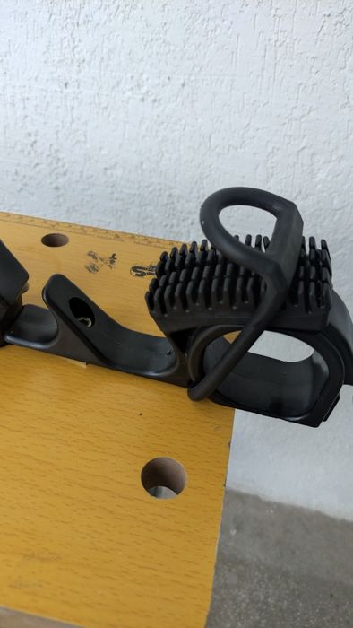 Toyota оригинални пристави за превозване на сърф диска.