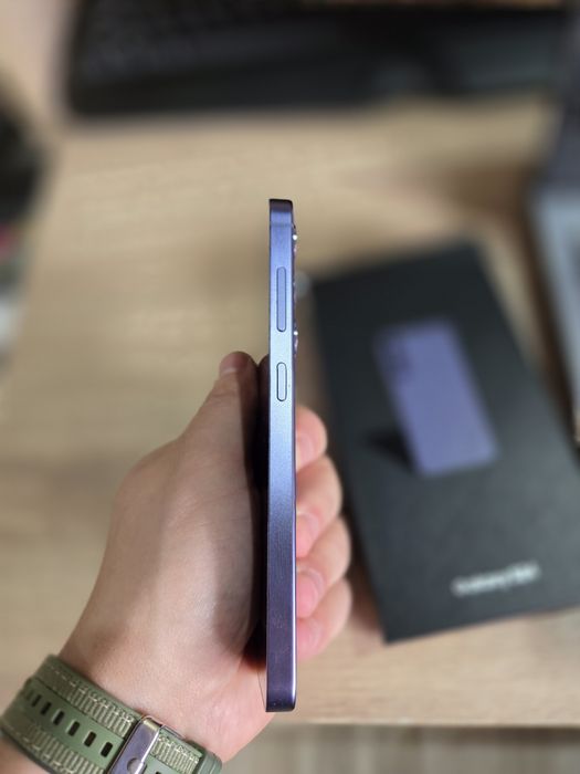 Samsung Galaxy S24 Неразличим от нов!