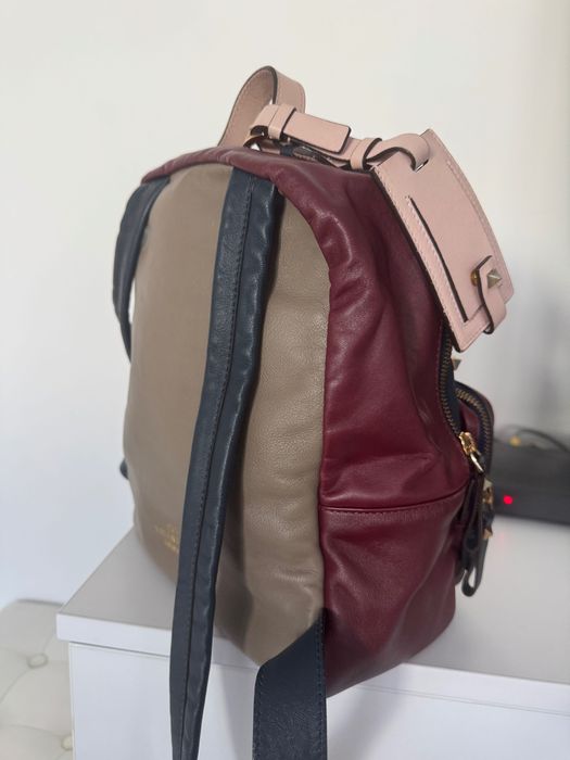 Valentino Garavani - Rockstud 100% естествена кожа раница