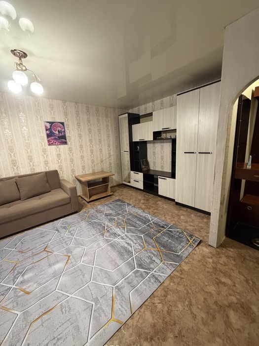 Сдам 1 комнатную длительно