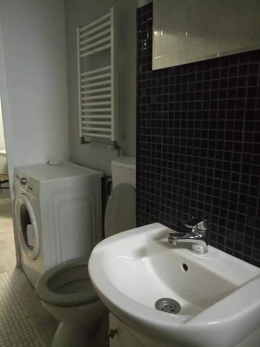 Inchiriez Apartament 2 camere UMFST