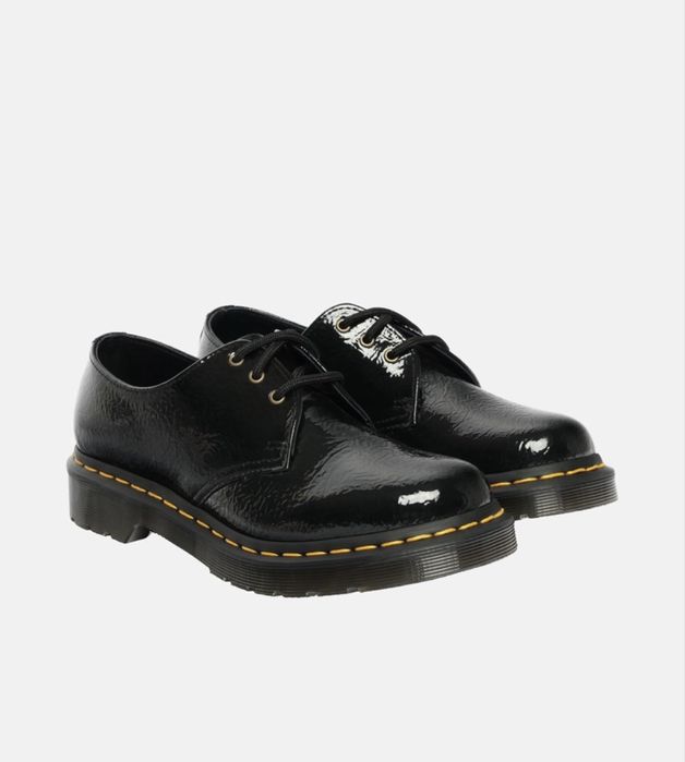 Dr. Martens Derbys
