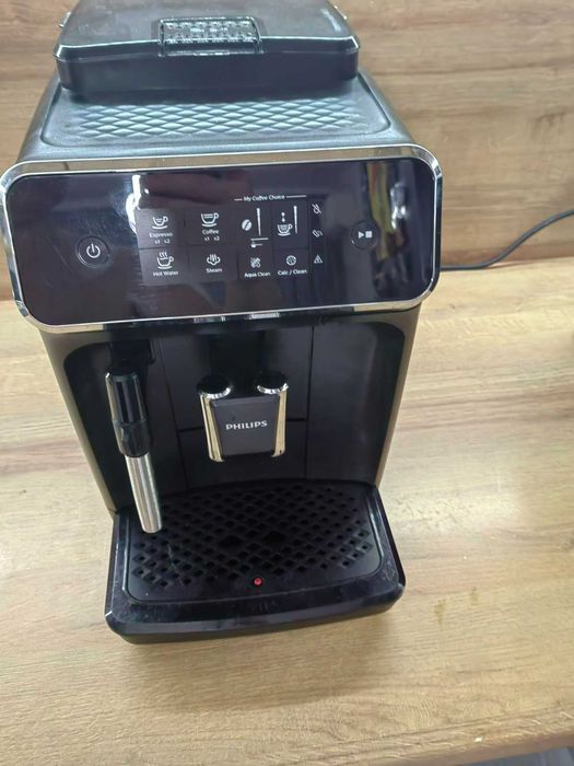 Philips - seria 2300- в оригинален кашон и консумативи в комплекта