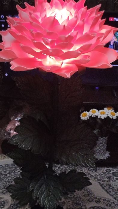 Светильники цветы