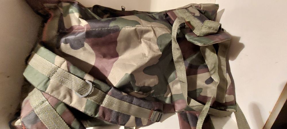 Раници два вида.