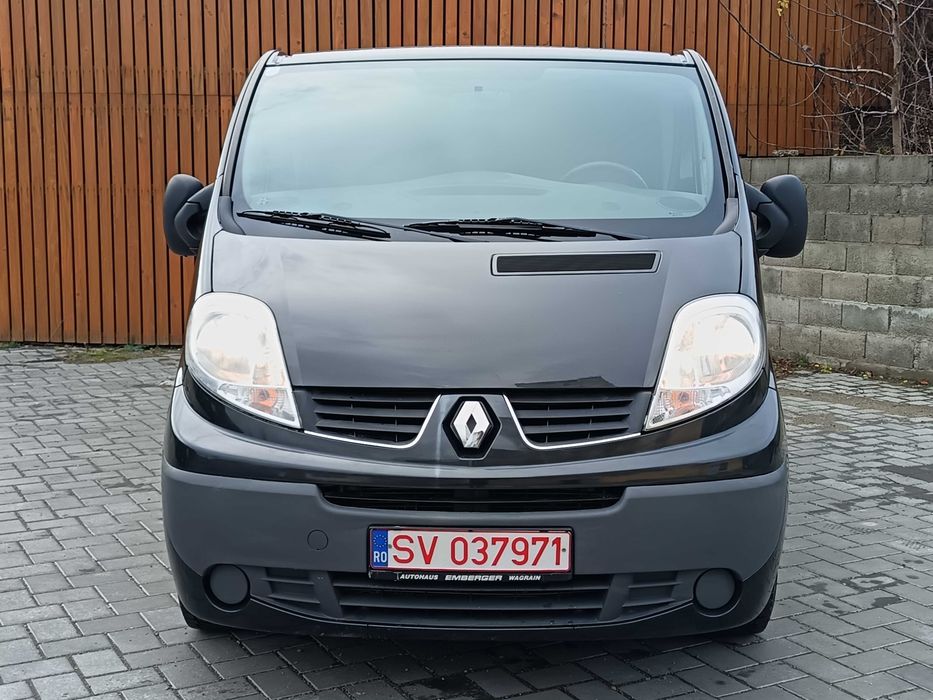 Renault Trafic An 2015*2.0DCI 115 Cp*8+1*AC*Pilot Automat*