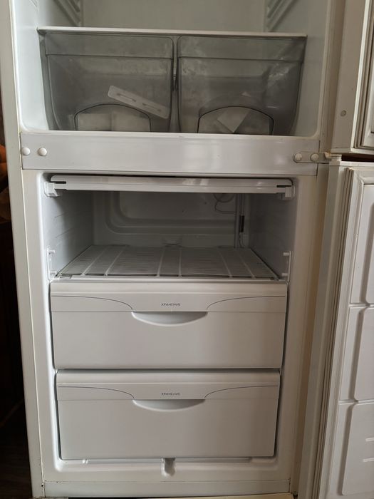 Продам рабочий холодильник