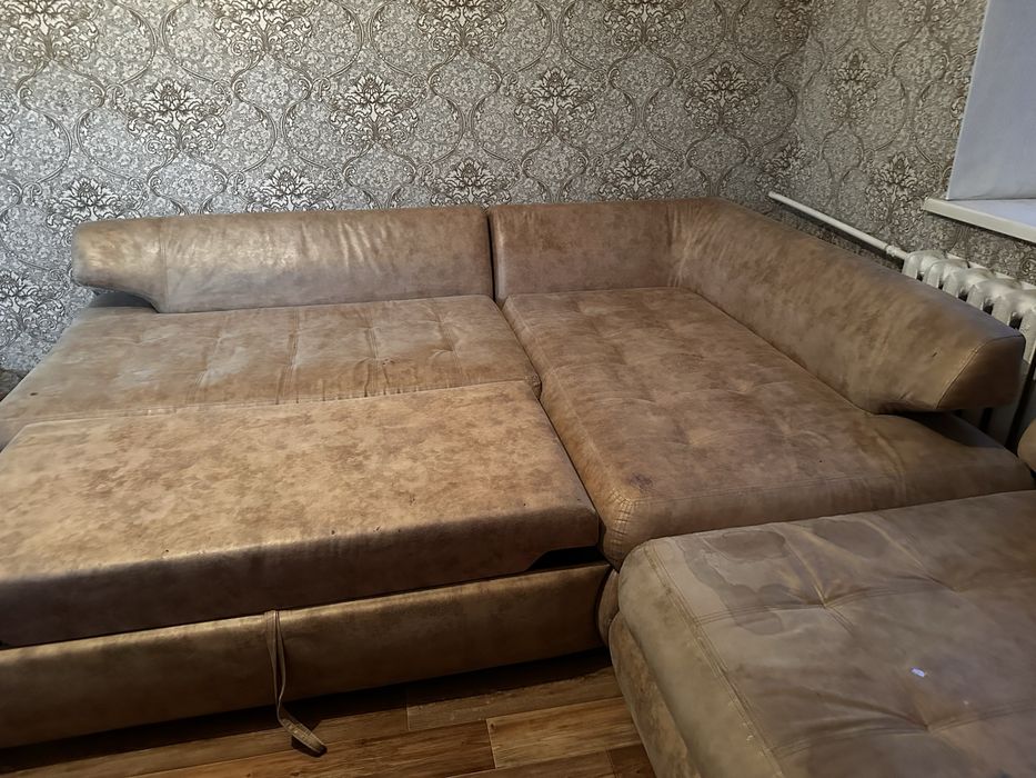 Срочно! Продам диван