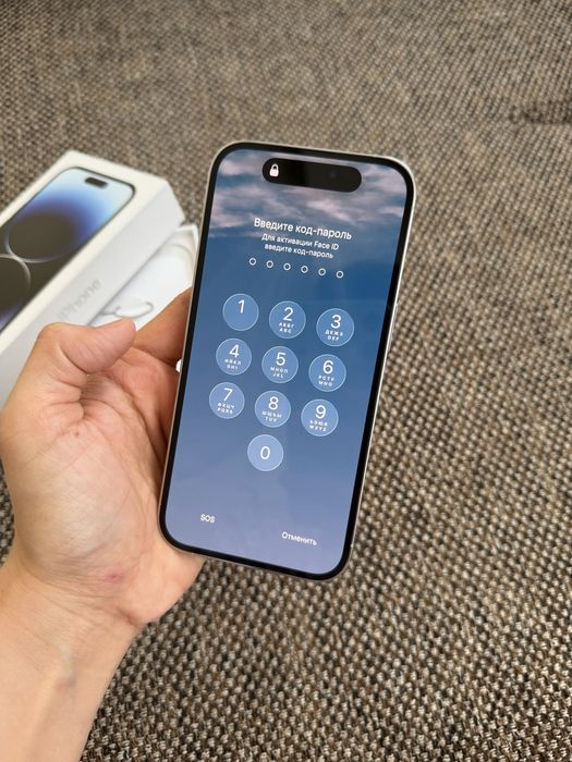 iPhone14 Pro в идеальном состоянии