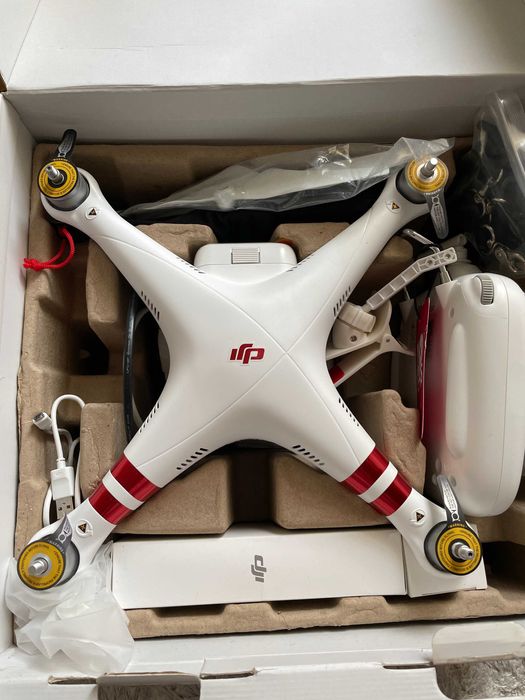 Drona DJI Phantom 3 standard NOU ZERO minute zborUS nuQuadCopter Mavic