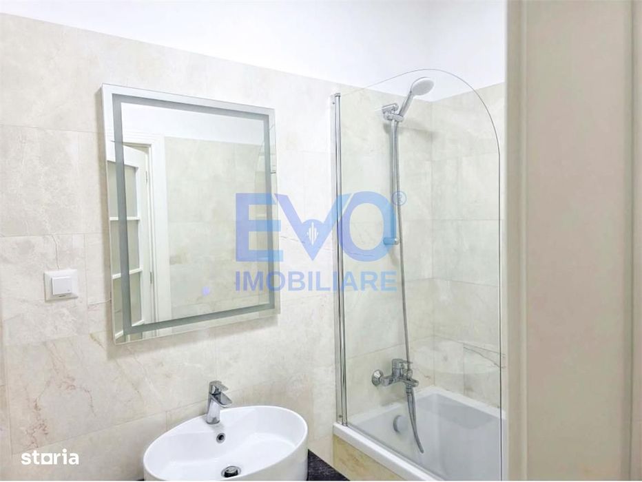 Apartament cu 2 camere de inchiriat, aer conditionat, complex Royal To