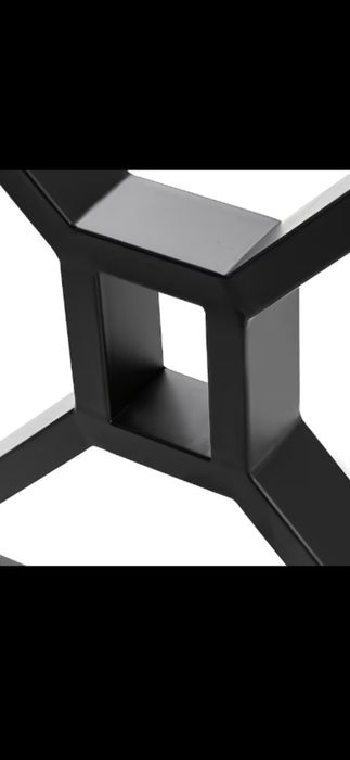 Picioare masă,  metalice, model deosebit!