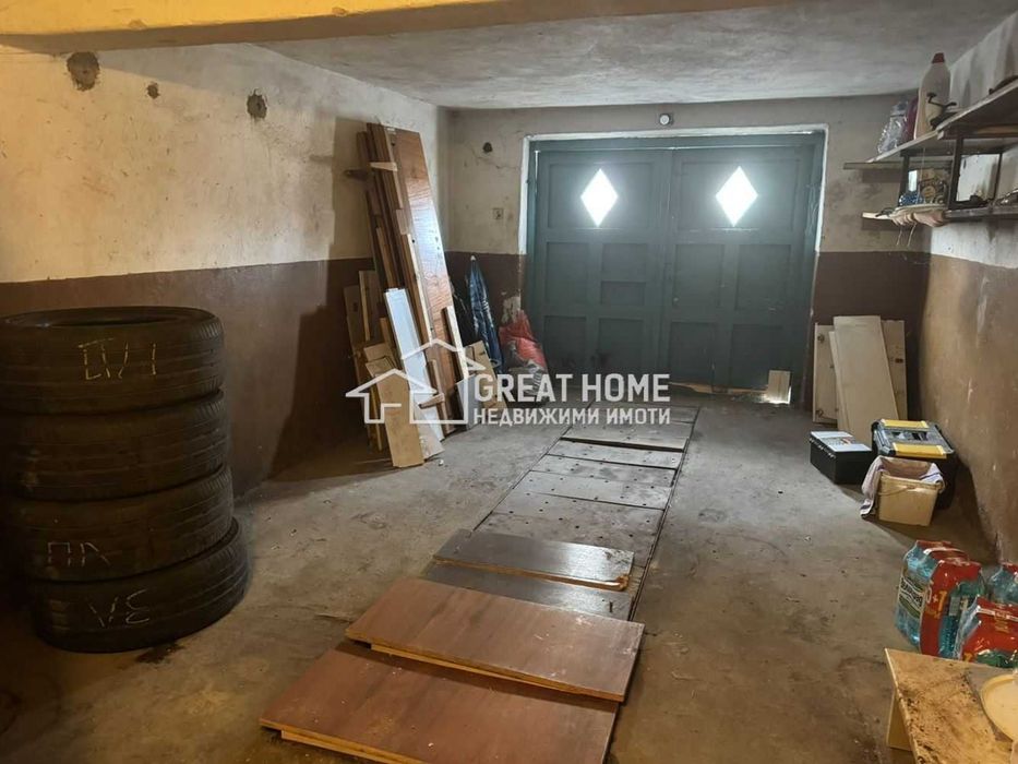 Многостаен апартамент с гараж