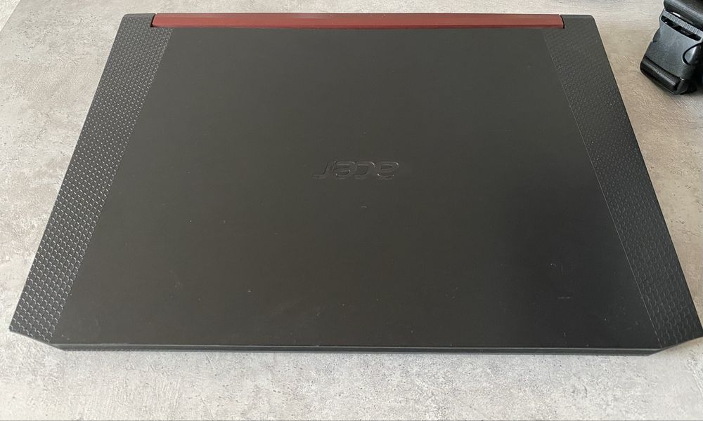 Продам ноутбук Acer Nitro