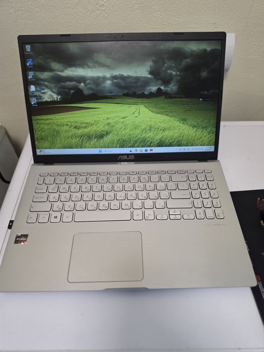 Лаптоп Asus 8ram